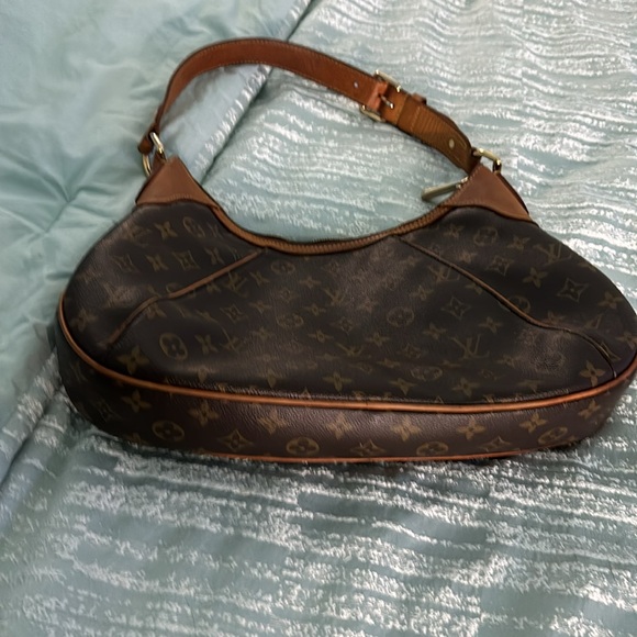 💯Authentic Louis Vuitton Hobo - Picture 3 of 6